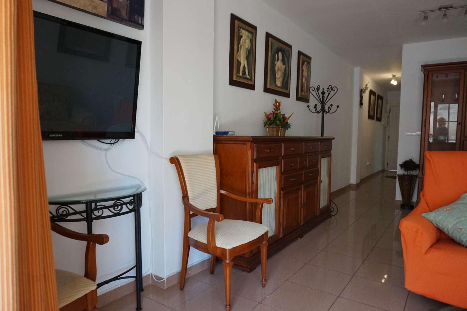 Magnificent apartment on the beach of Burriana, Nerja