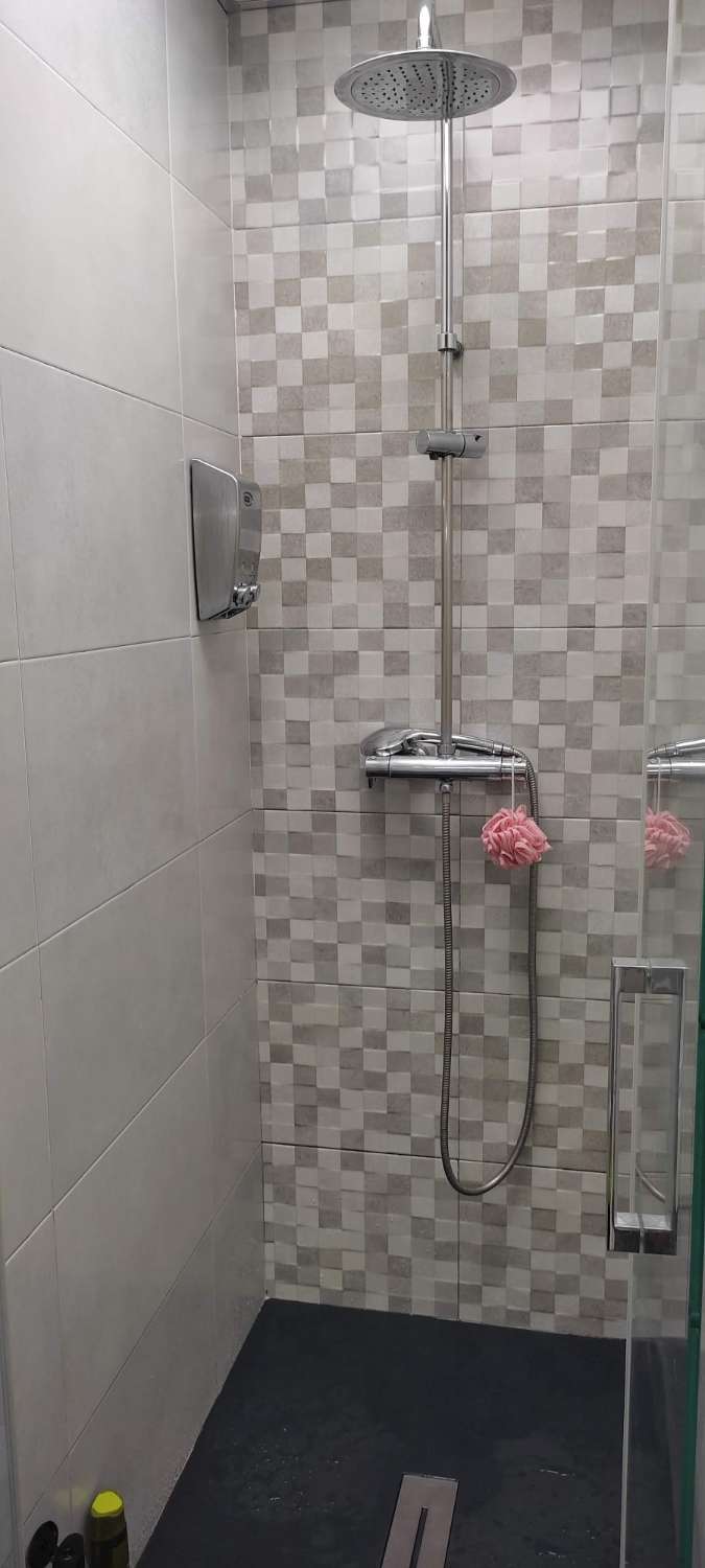 GEWELDIG APPARTEMENT IN HET CENTRUM VAN TORRE DEL MAR