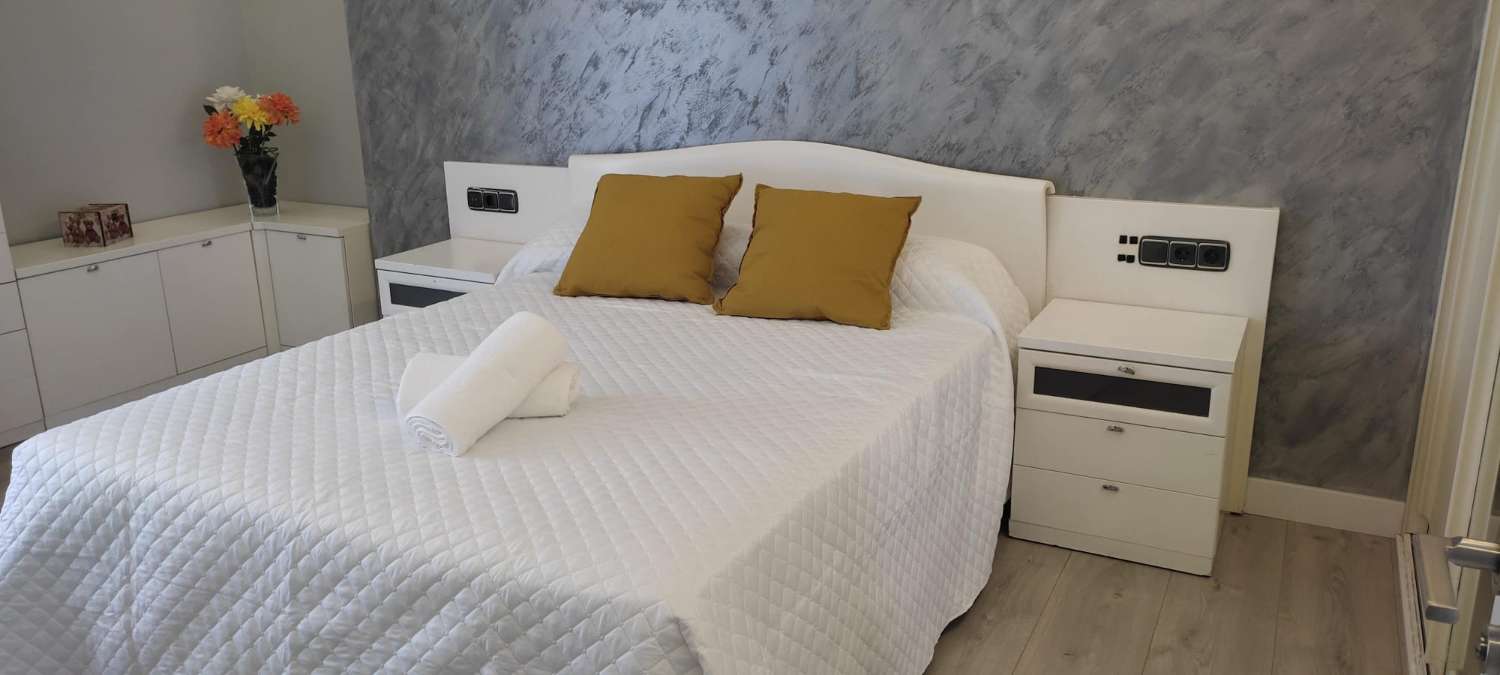GEWELDIG APPARTEMENT IN HET CENTRUM VAN TORRE DEL MAR