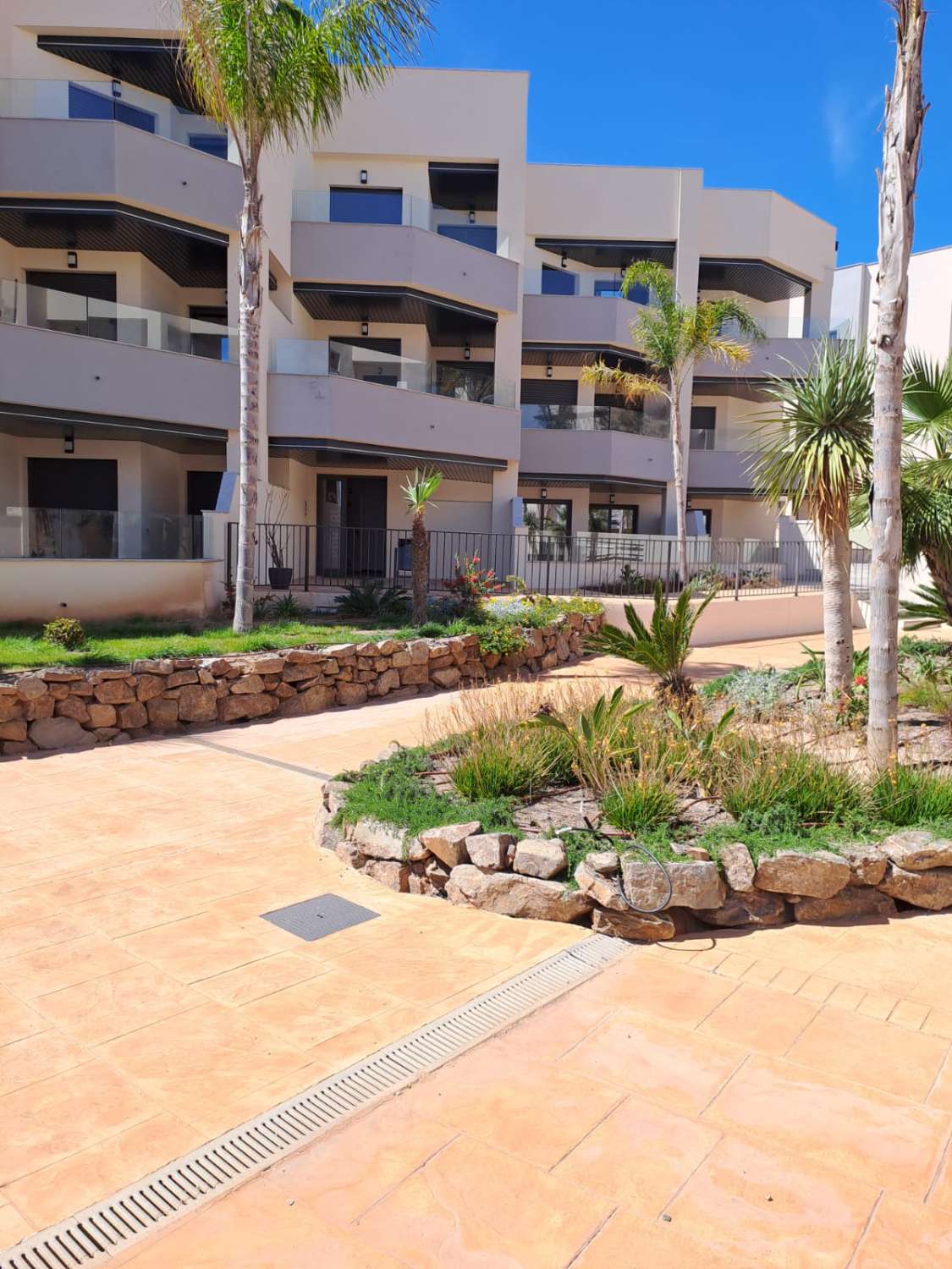 Apartment for sale in Valle Niza, Almayate Bajo