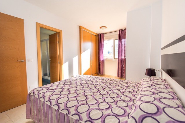 ESTUPENDO PISO EN VENTA EN TORRE DEL MAR SUPT-12