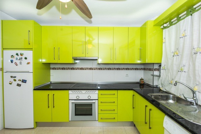 ESTUPENDO PISO EN VENTA EN TORRE DEL MAR SUPT-12