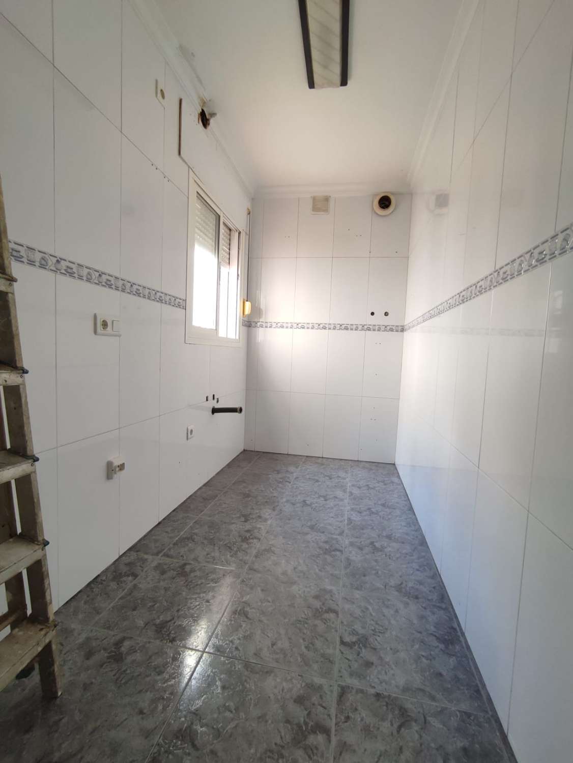 MAISON À VENDRE ALGARROBO PUEBLO