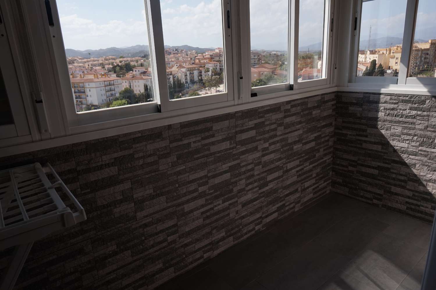 شقة مذهلة للايجار في توري ديل مار