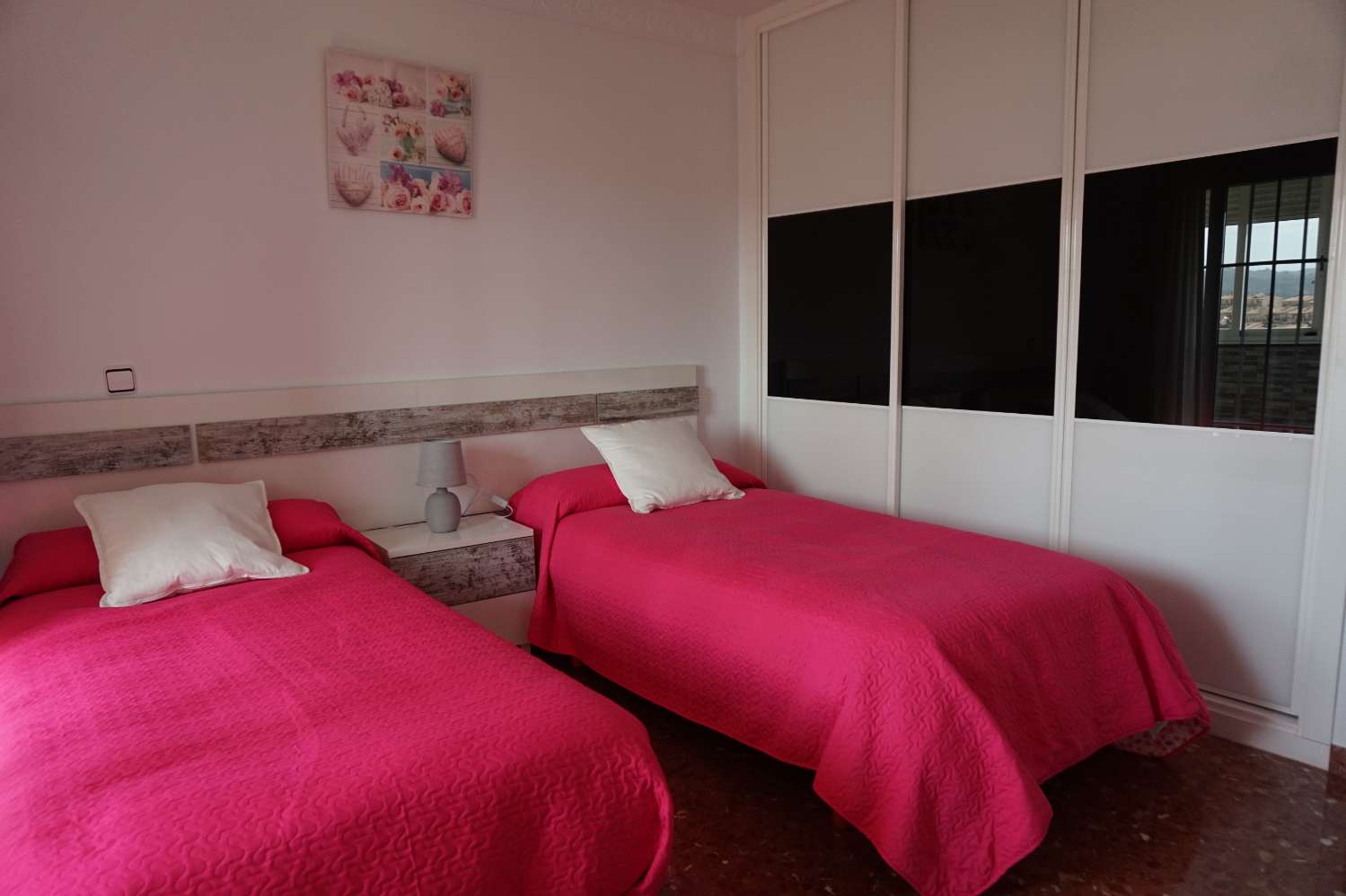 شقة مذهلة للايجار في توري ديل مار