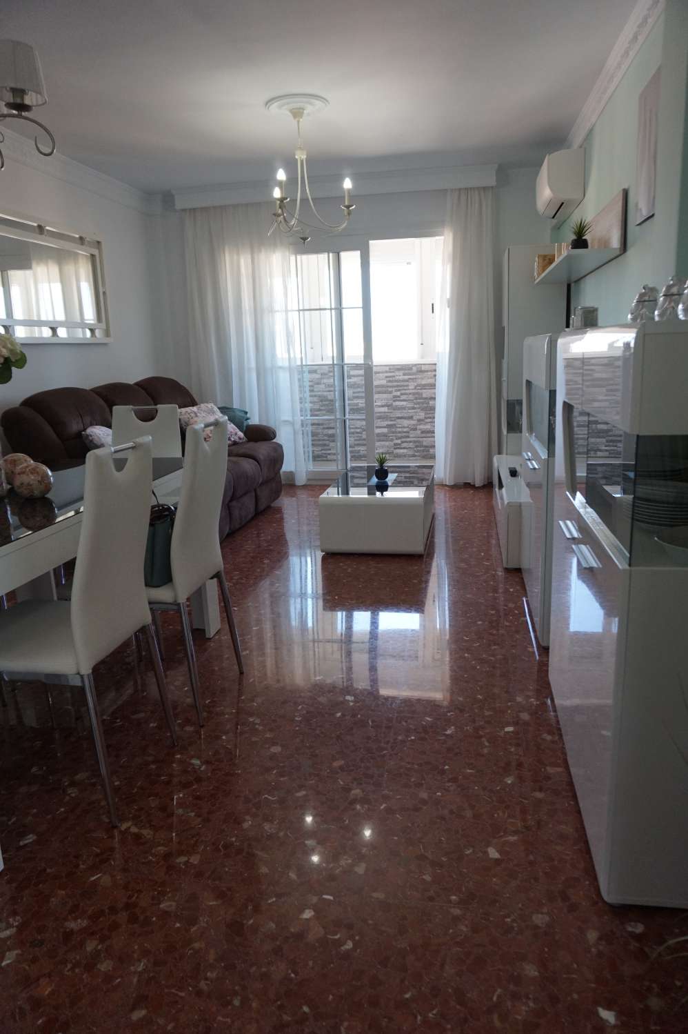 شقة مذهلة للايجار في توري ديل مار