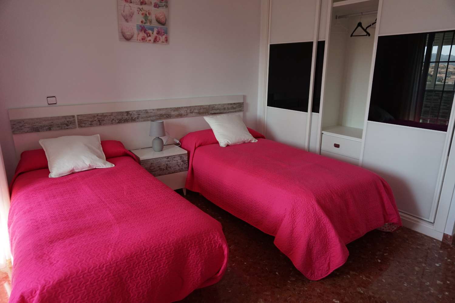 شقة مذهلة للايجار في توري ديل مار