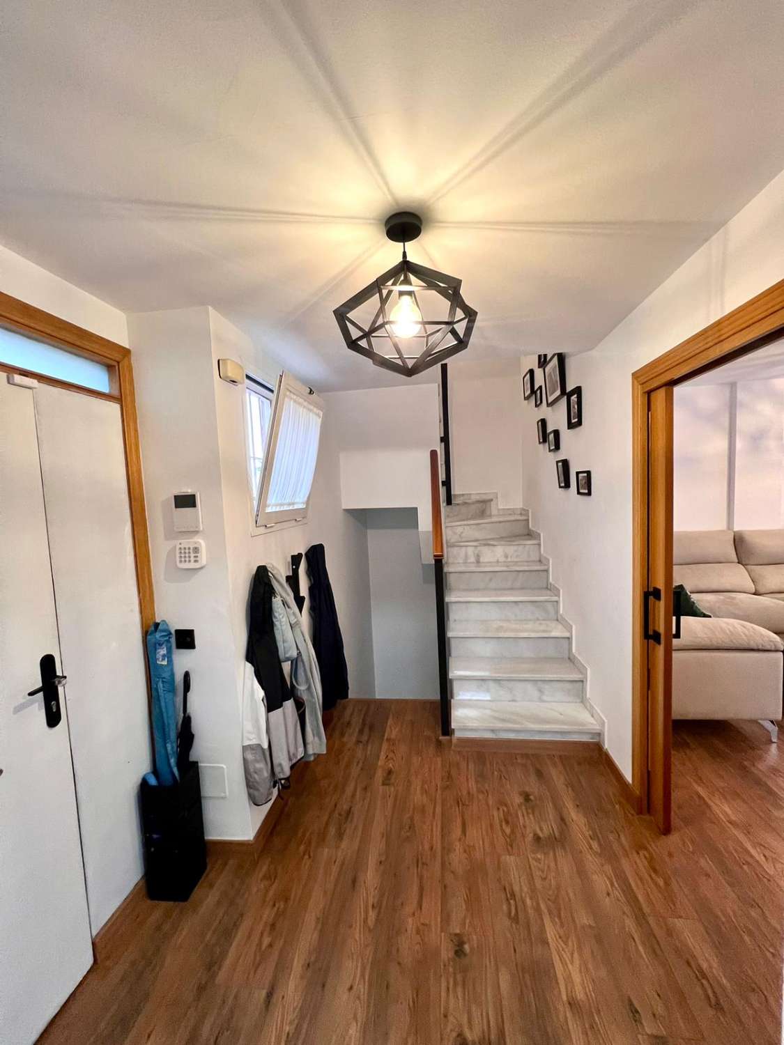 CHALET ADOSADO EN VENTA