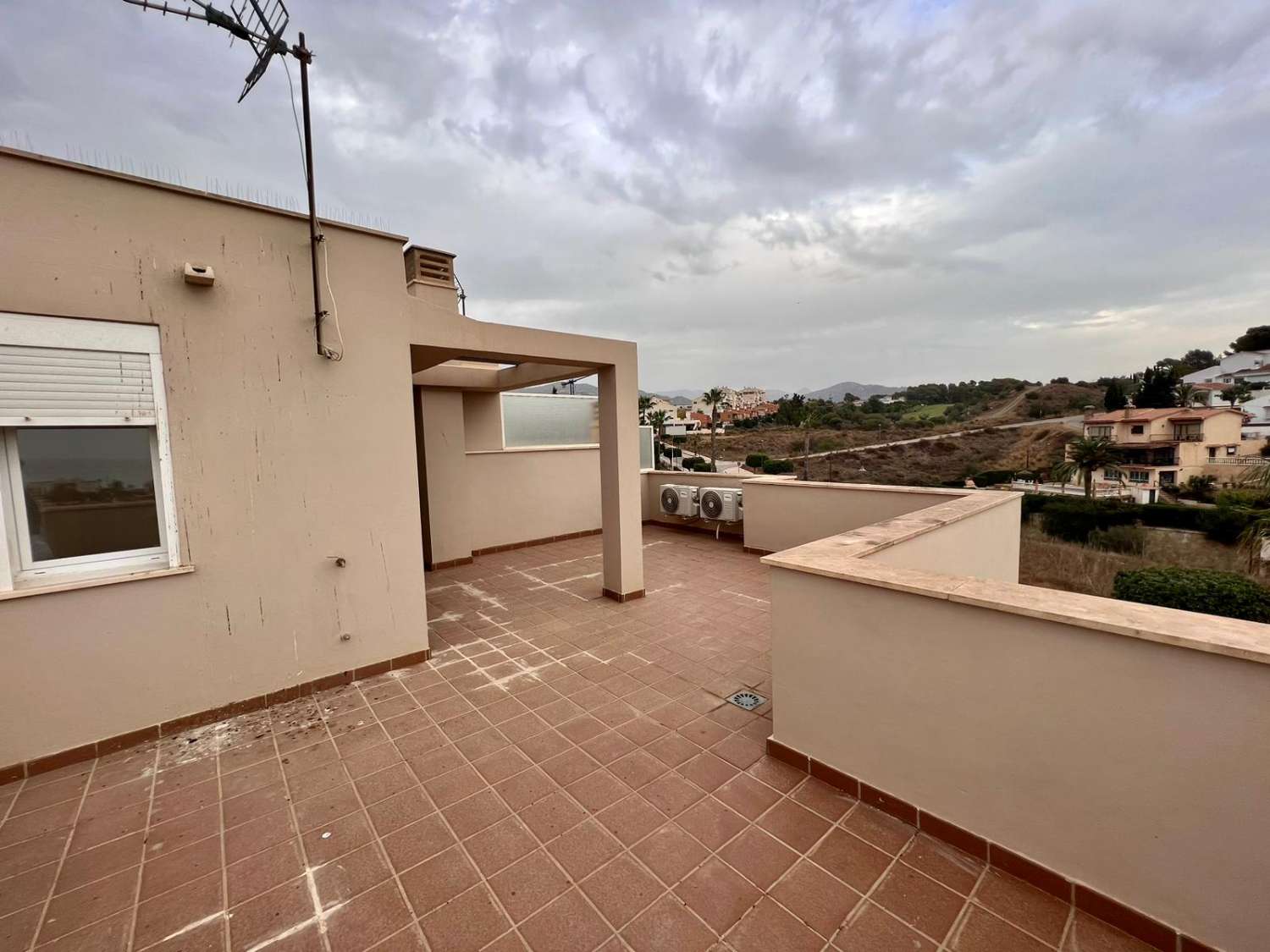 CHALET ADOSADO EN VENTA