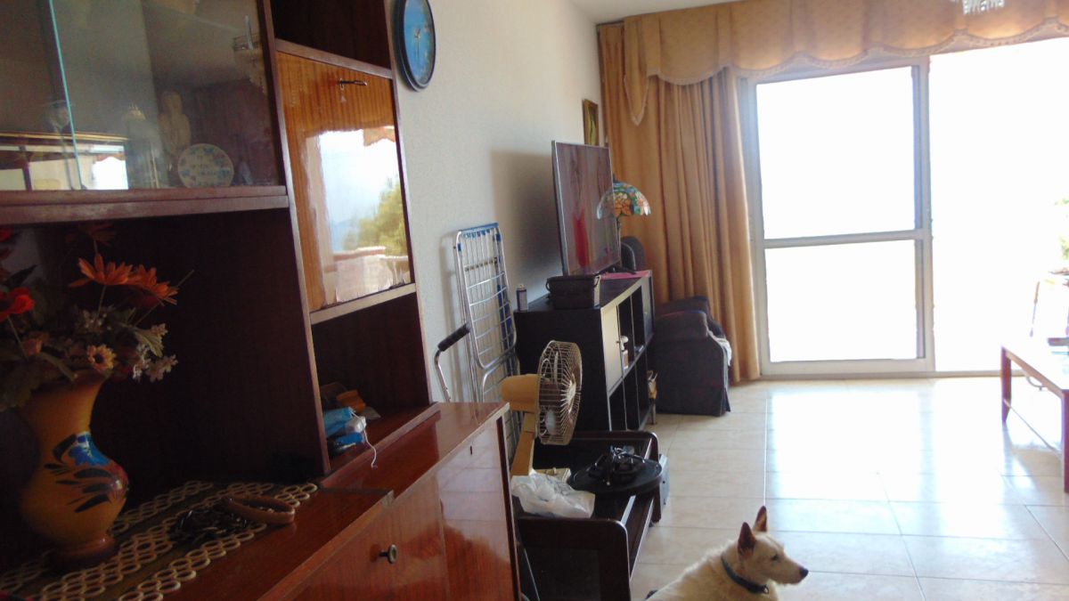 For sale apartment on the 1st line of the beach in Mezquitilla