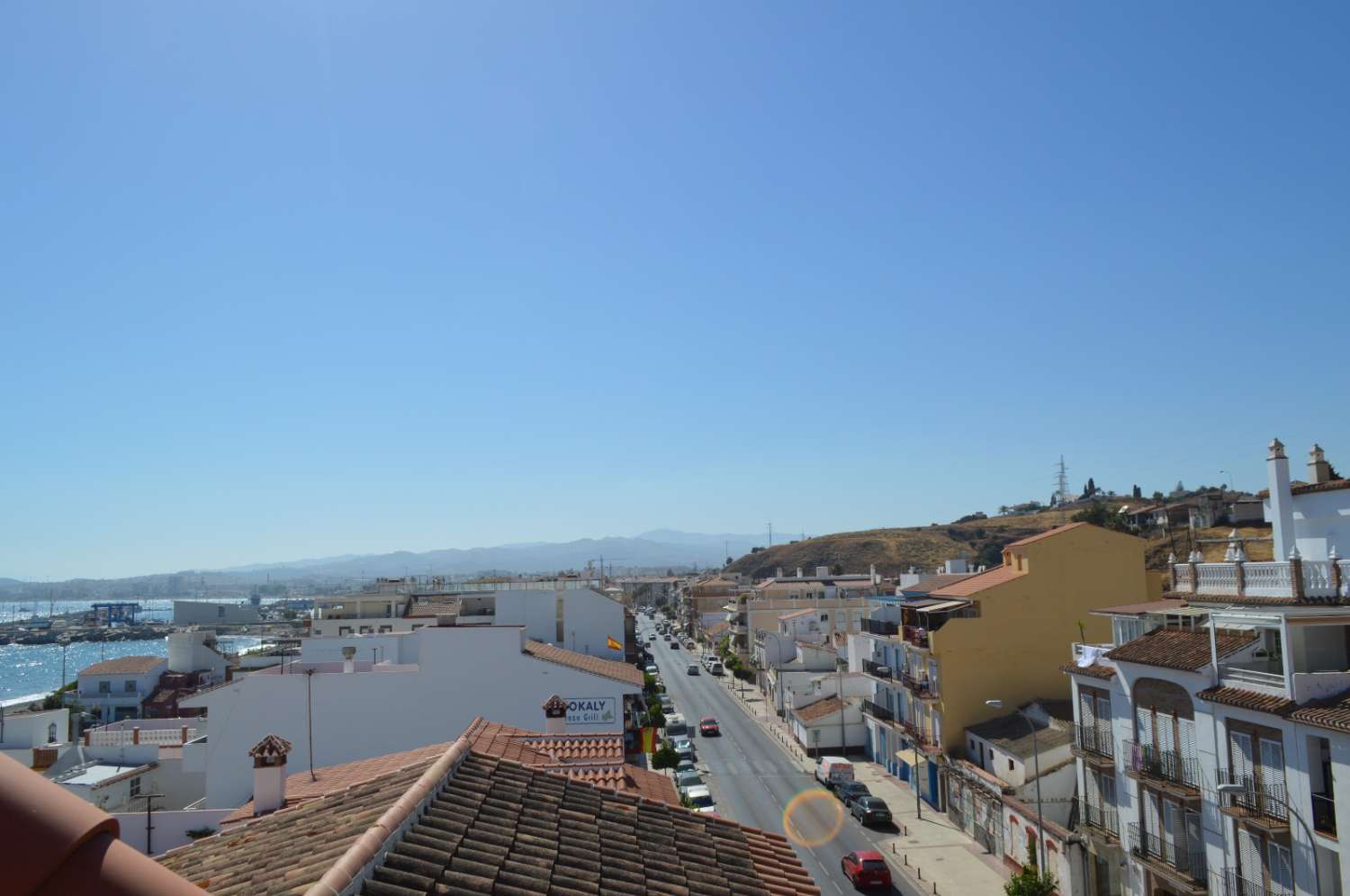 DUPLEX-PENTHOUSE IN 1. STRANDLINIE IN ALGARROBO COSTA
