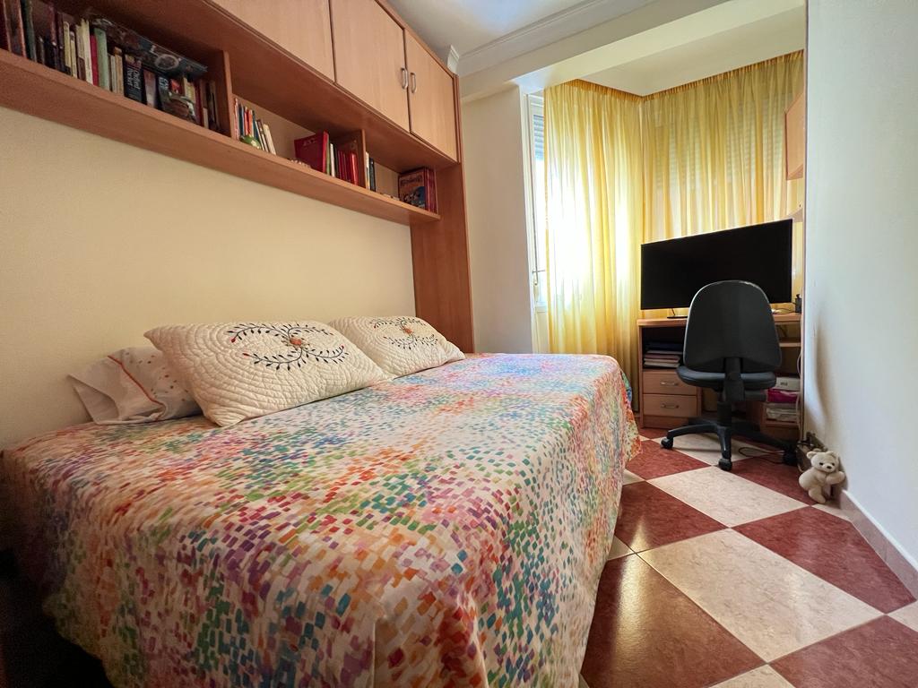 فرصة في توري ديل مار