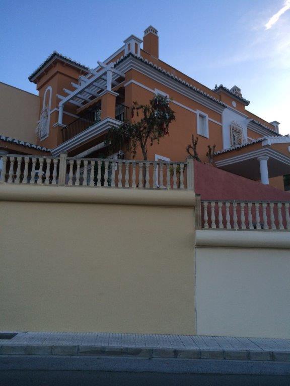 Chalet pareado en venta en viña málaga