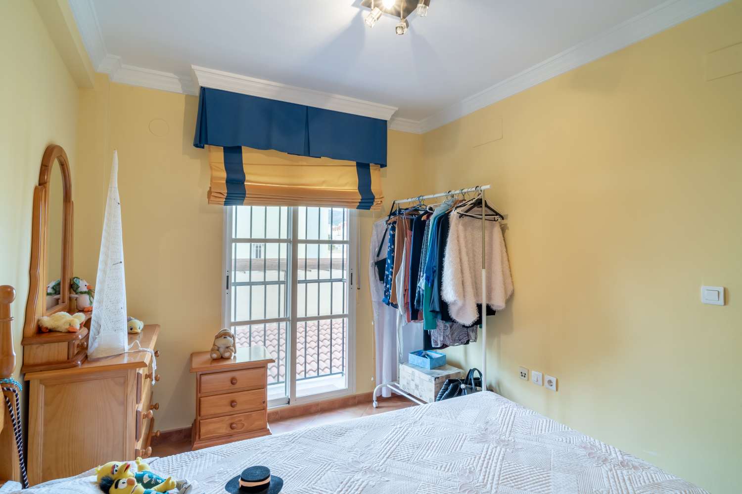 CHALET ADOSADO EN VÉLEZ MÁLAGA