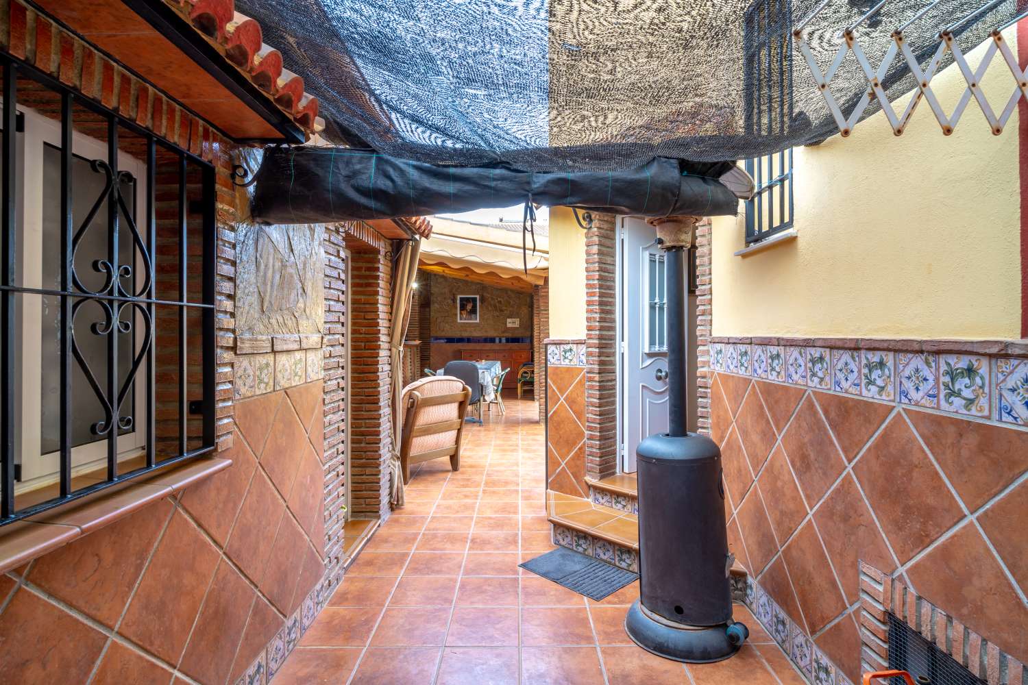 CHALET ADOSADO EN VÉLEZ MÁLAGA