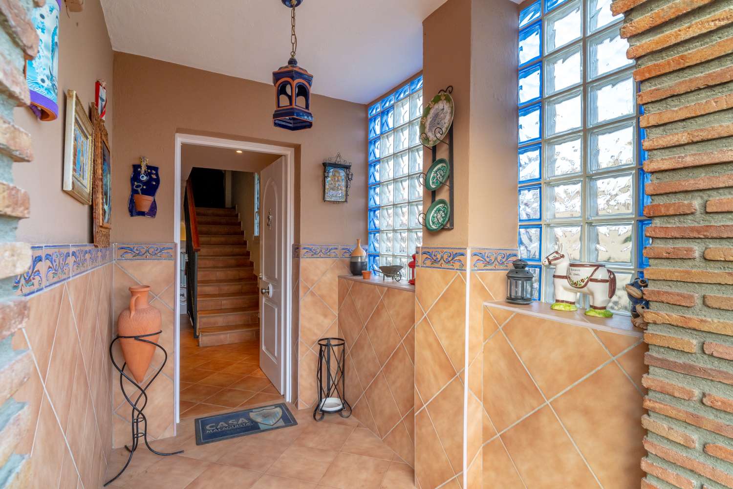 CHALET ADOSADO EN VÉLEZ MÁLAGA