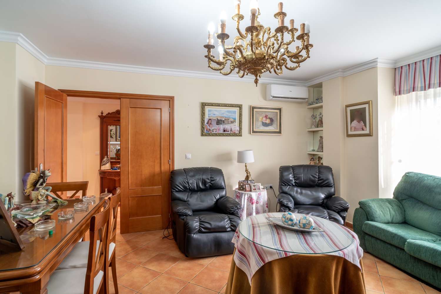CHALET ADOSADO EN VÉLEZ MÁLAGA