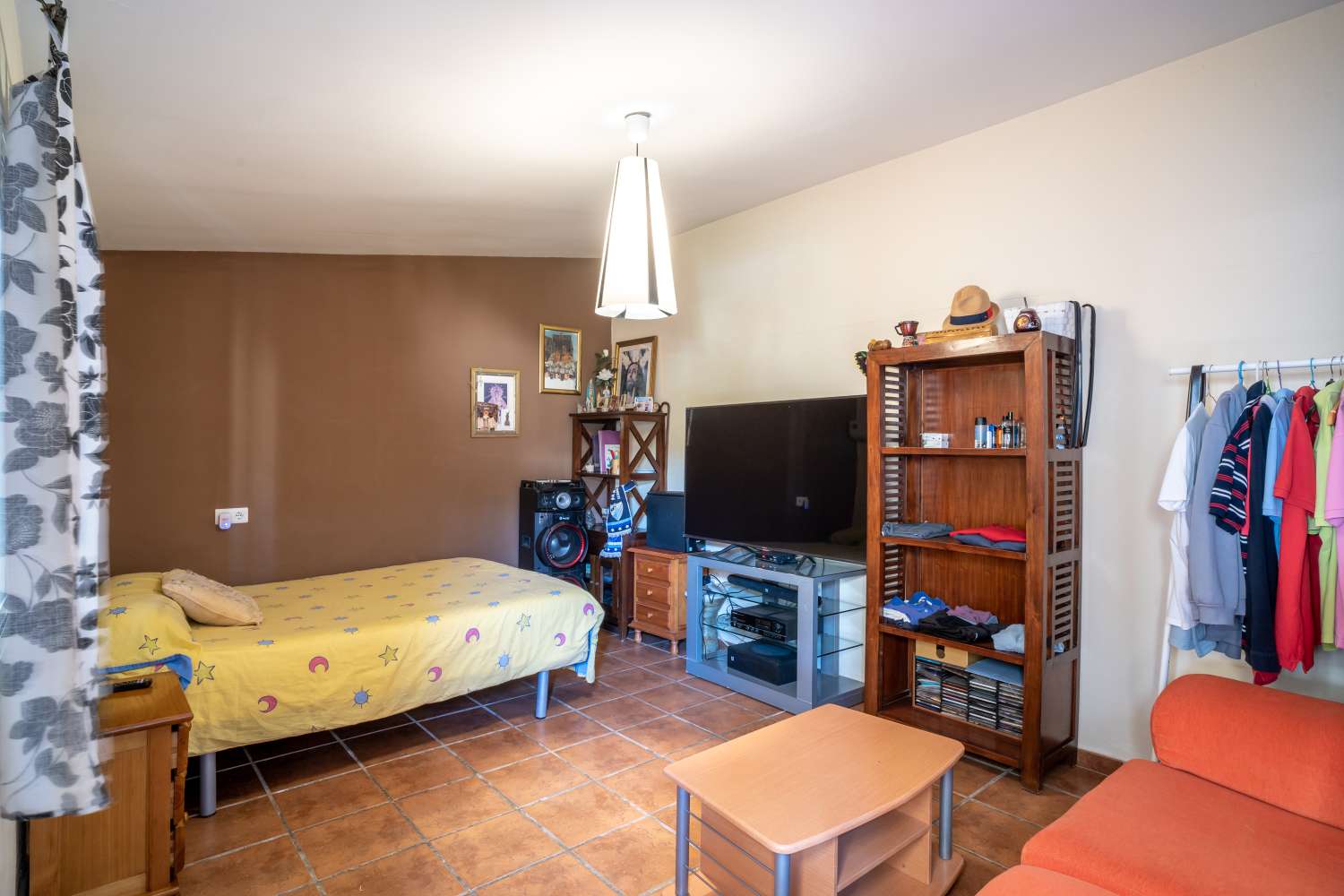CHALET ADOSADO EN VÉLEZ MÁLAGA