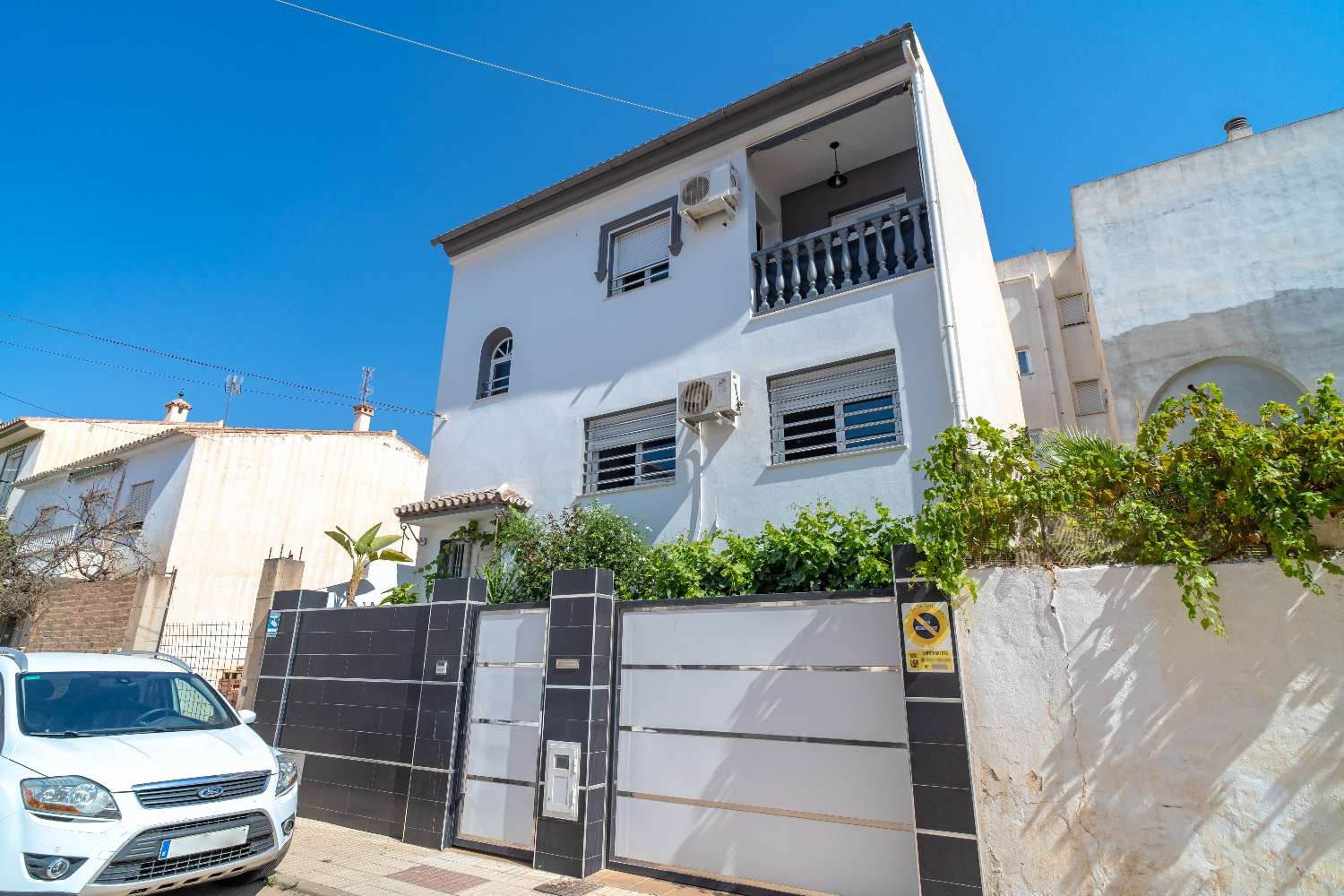 Semi-detached house in Vélez Málaga