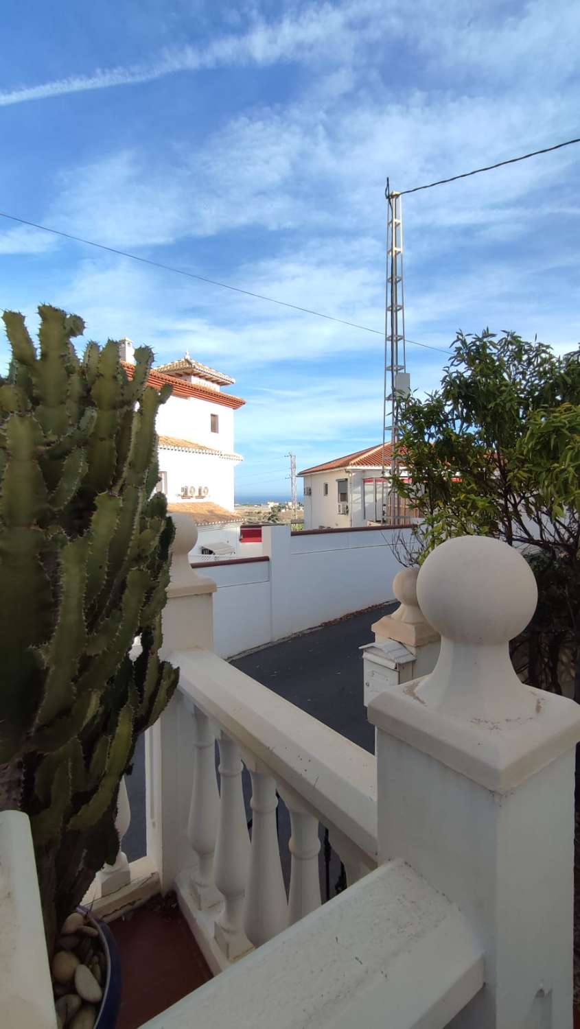 Vidunderlig fritliggende villa i Torrox