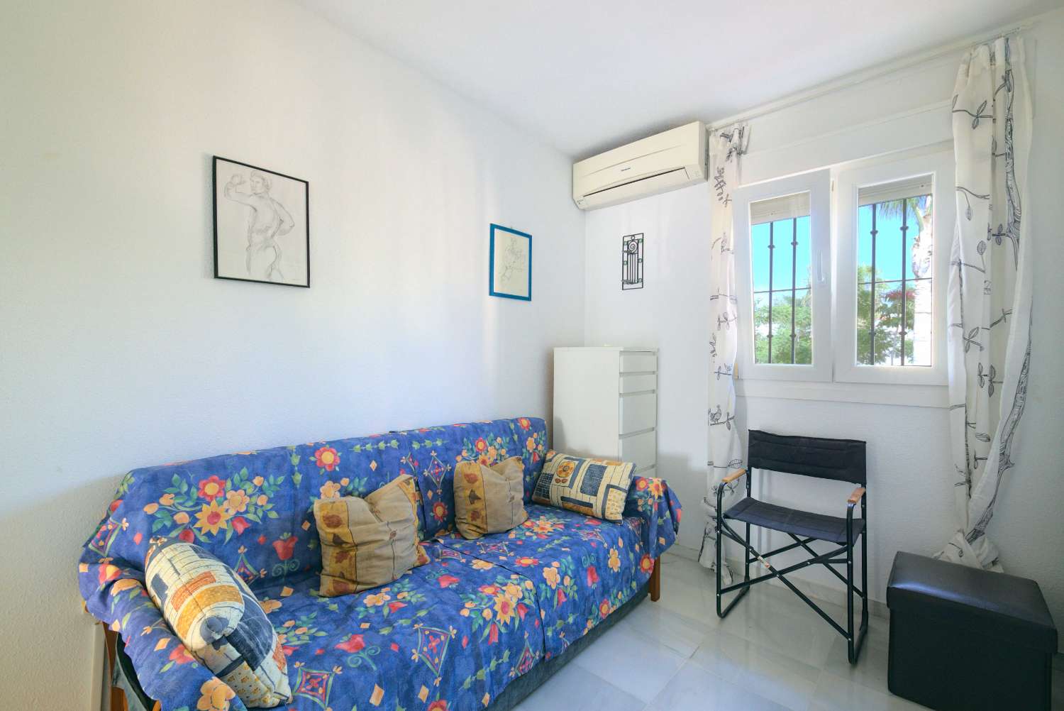 CHALET EN VENTA EN CALETA DE VÉLEZ