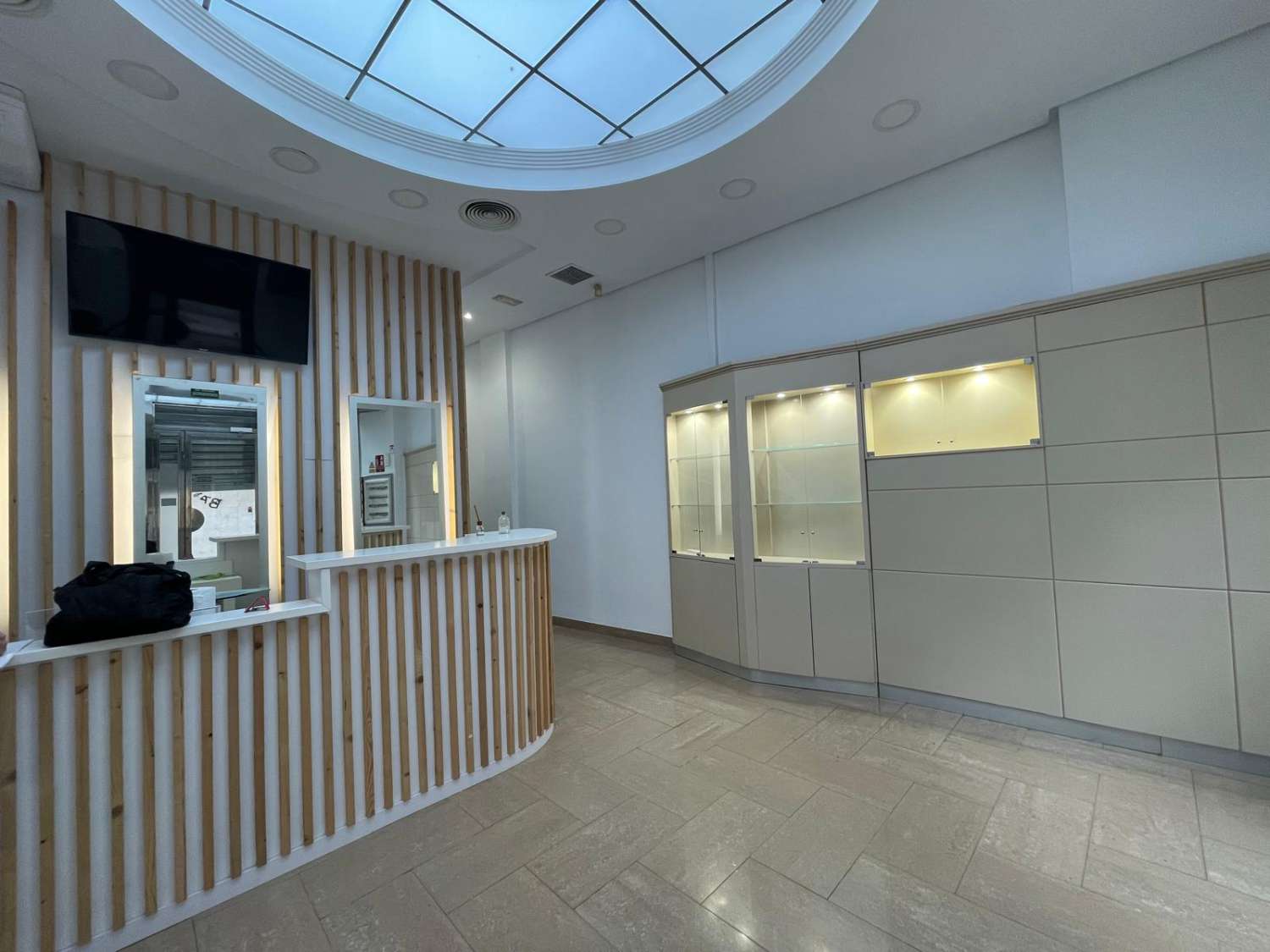 En venta Oficina en Pasaje Santa Margarita