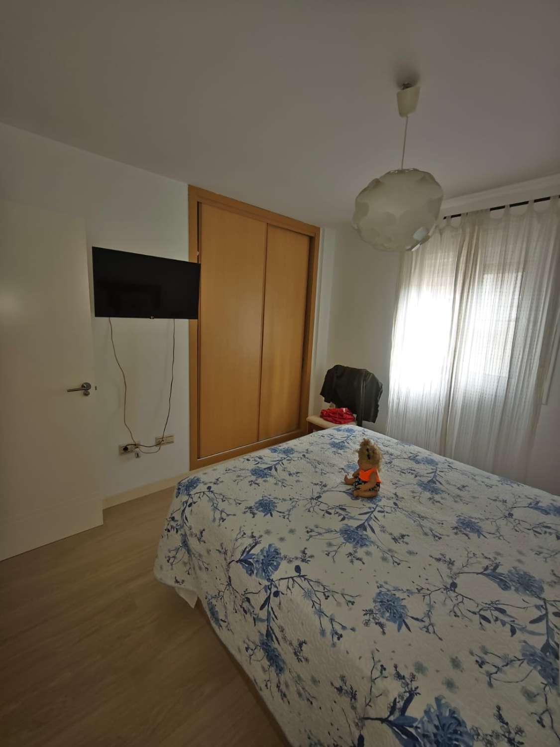 Myytävänä VPO-huoneisto Torre del Marissa, Azucarerassa