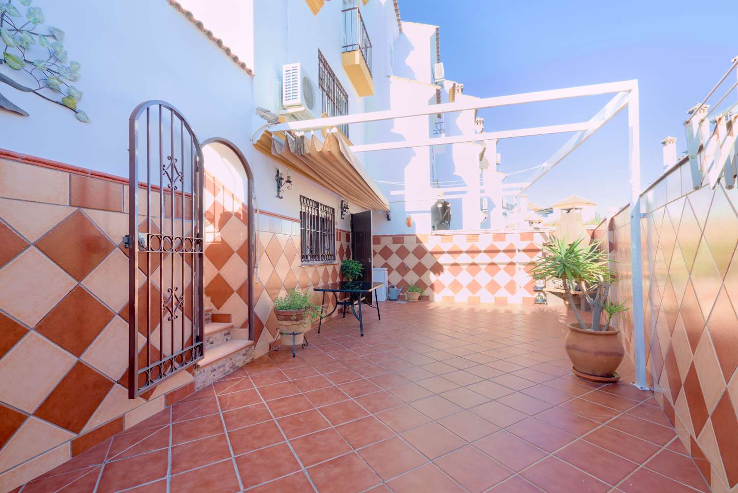 En venta Chalet en Viña Málaga