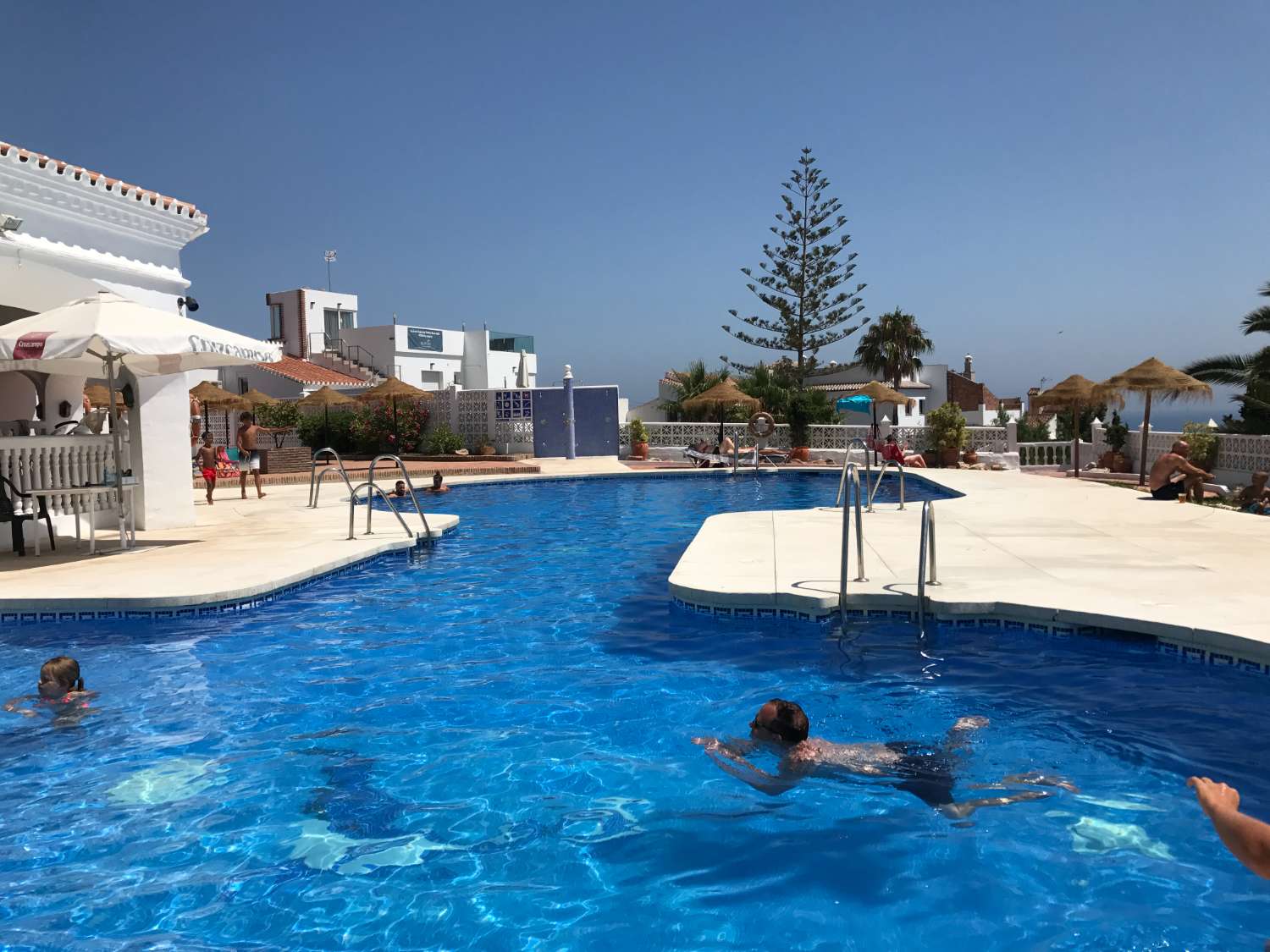 Piso en venta en Nerja , Capistrano