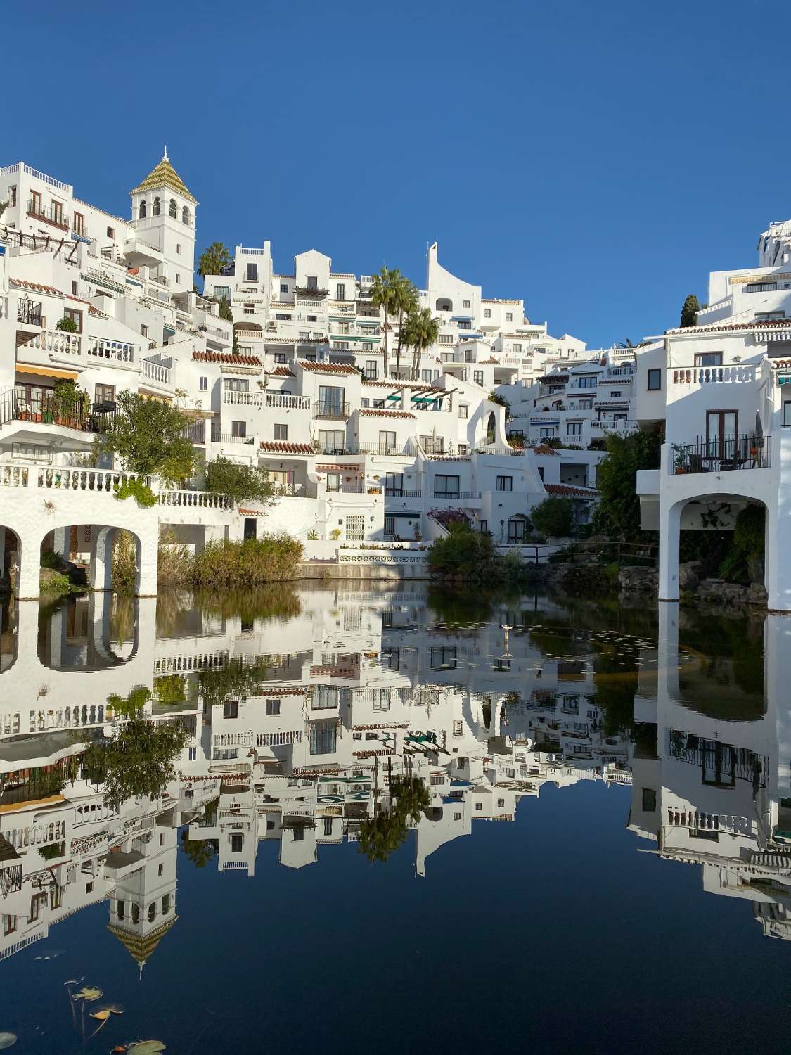 Piso en venta en Nerja , Capistrano