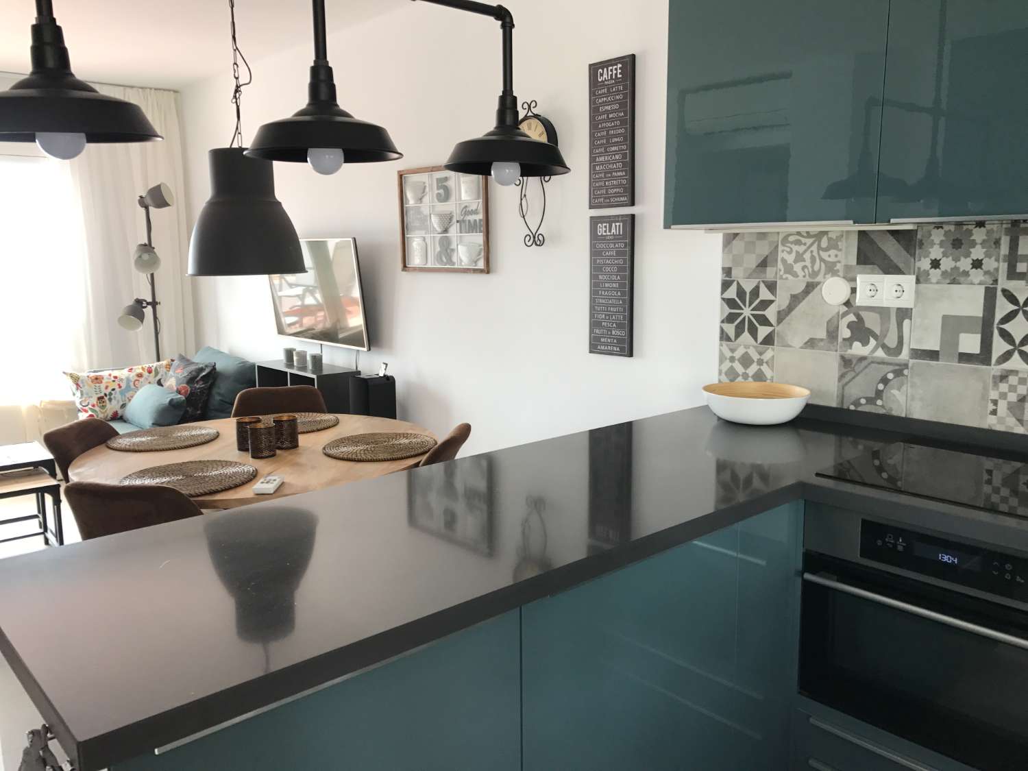 Piso en venta en Nerja , Capistrano