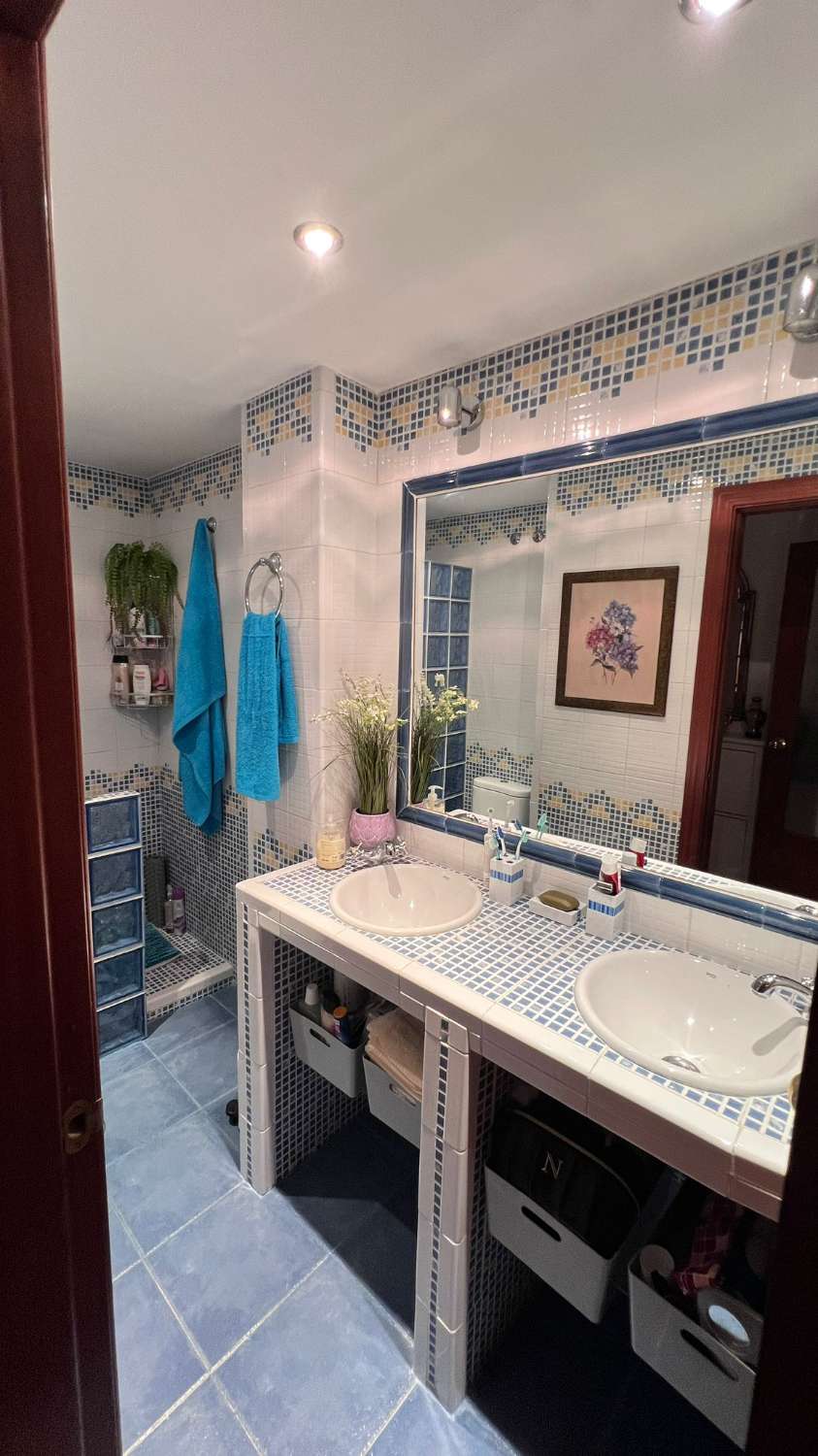 Exclusief penthouse met terras en spectaculair uitzicht in Torre del Mar, Viña Malaga