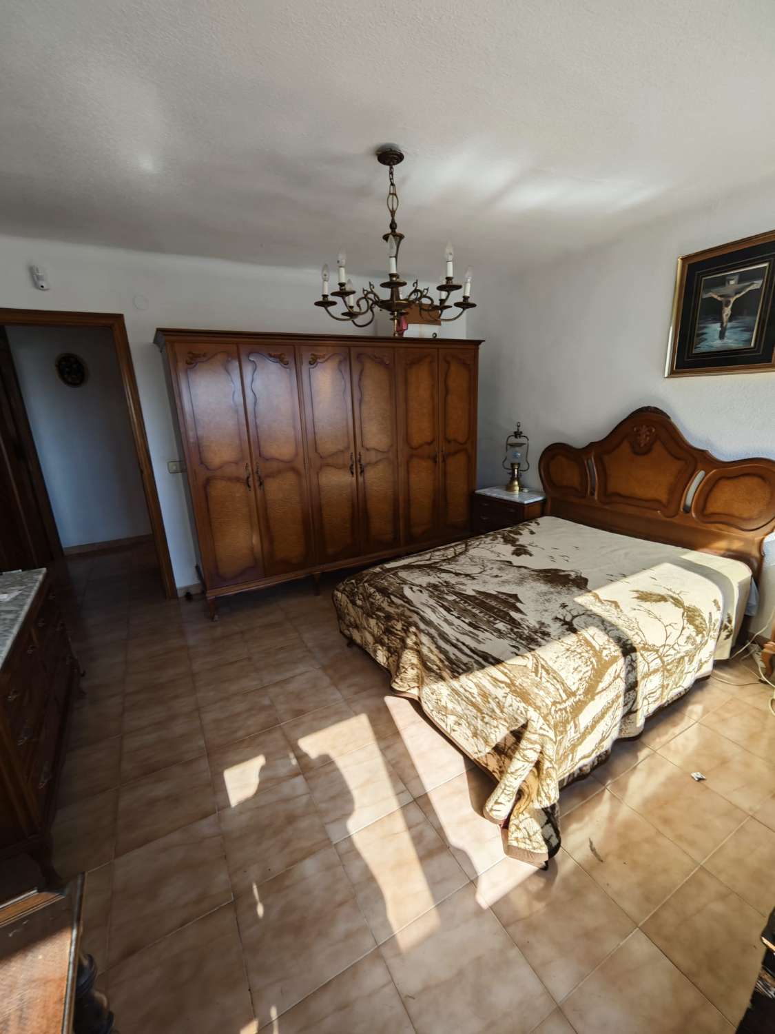 Upea asunto myytävänä Poniente Farossa, Torre del Marissa