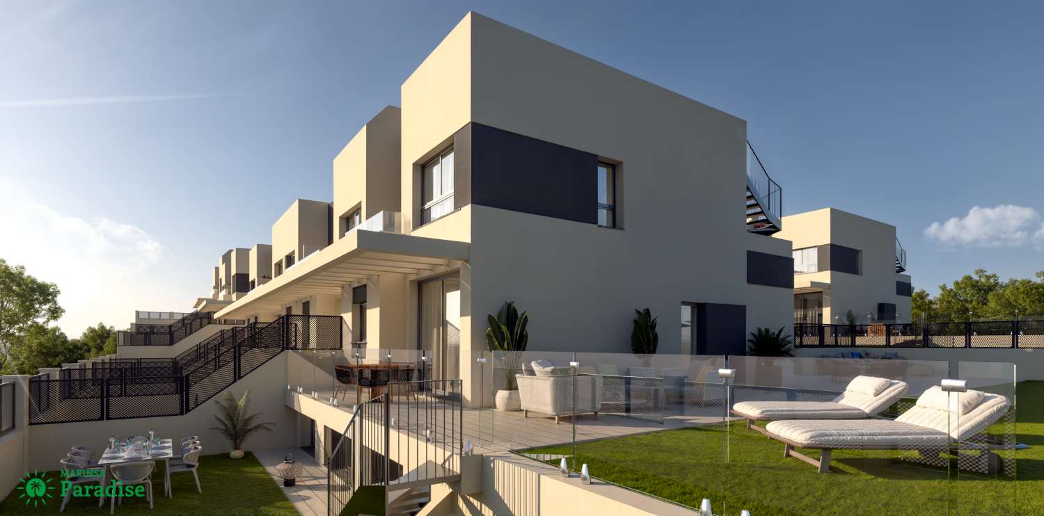 Luxuriöse Reihenhäuser zum Verkauf in Nerja
