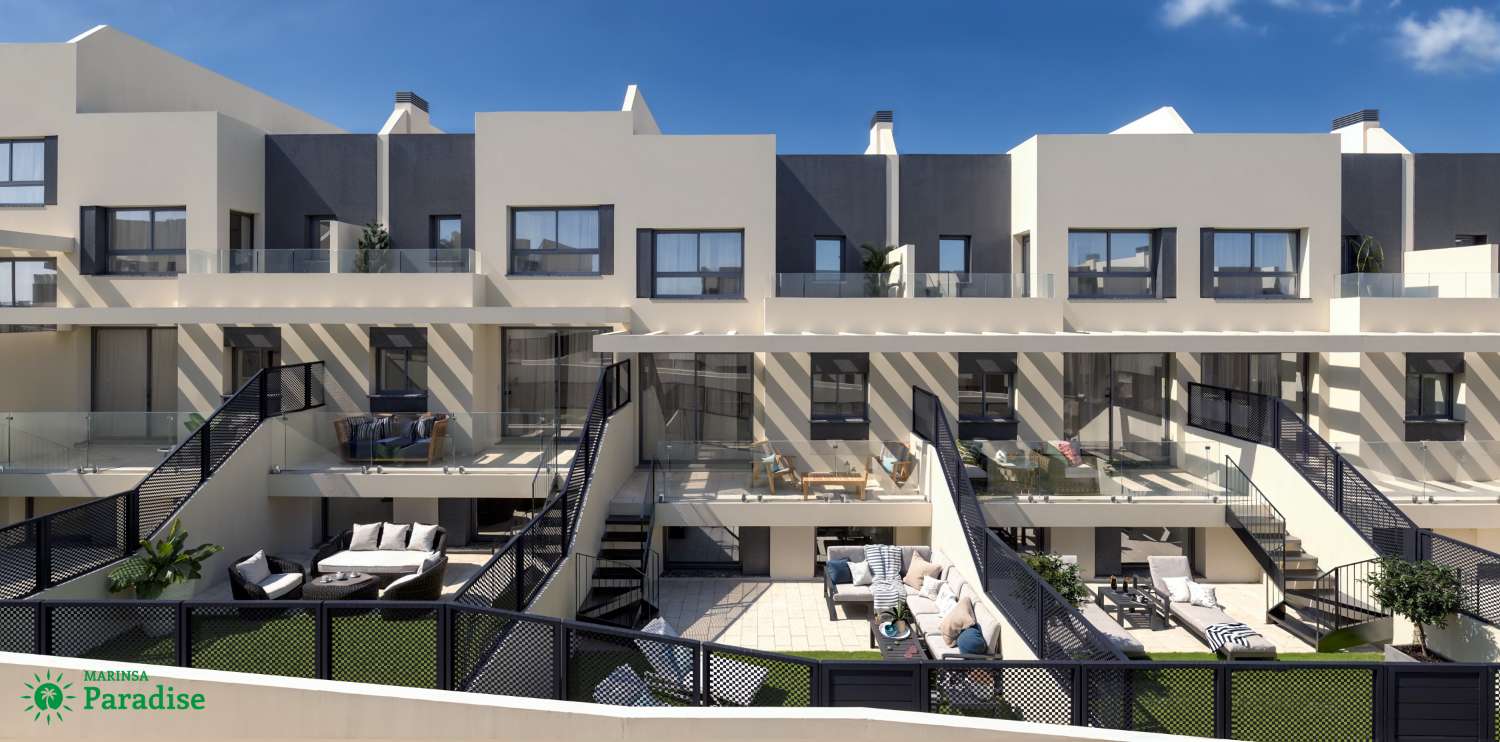Luxuriöse Reihenhäuser zum Verkauf in Nerja