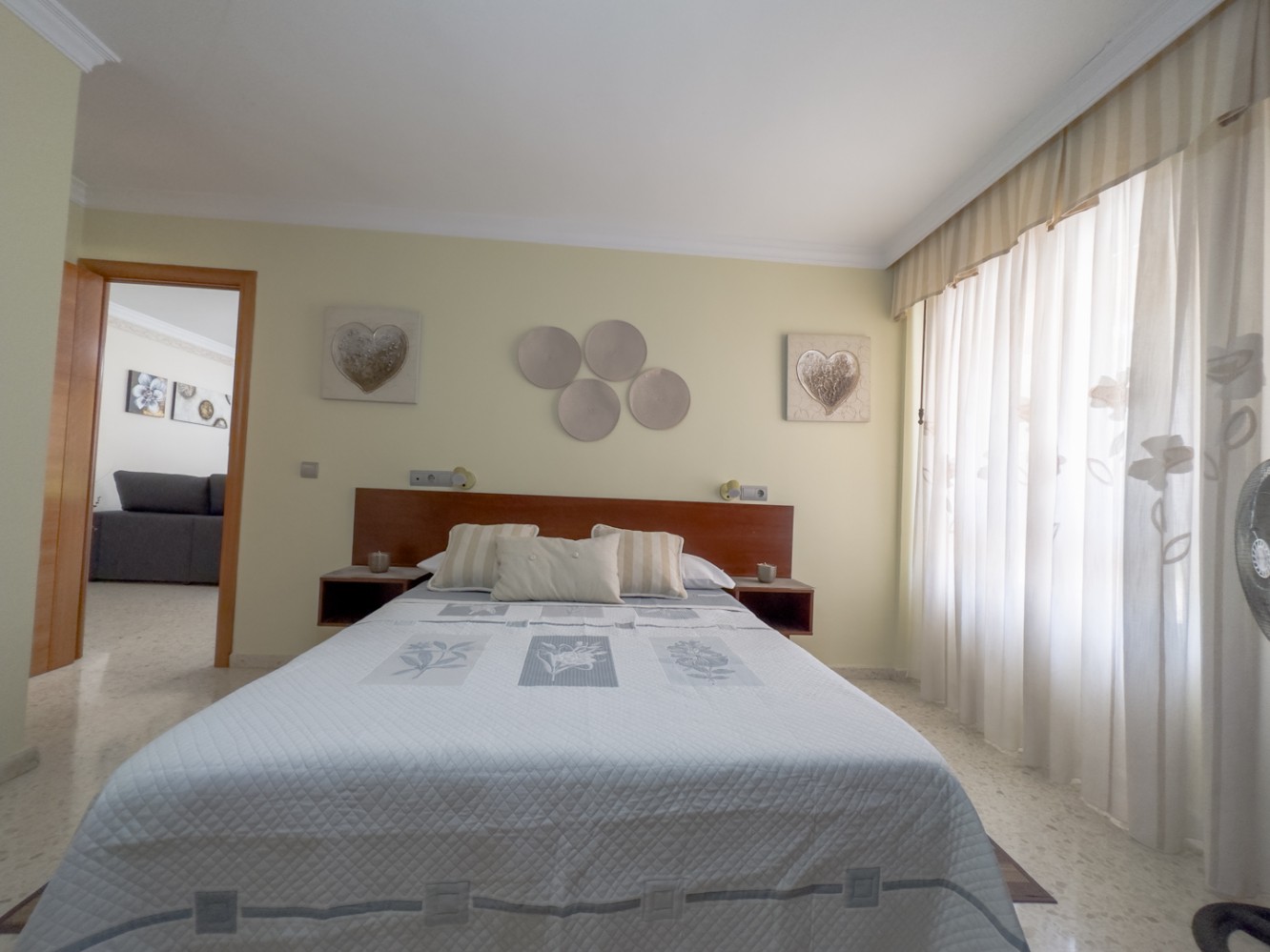 Grand appartement à vendre dans le centre de Torre del Mar
