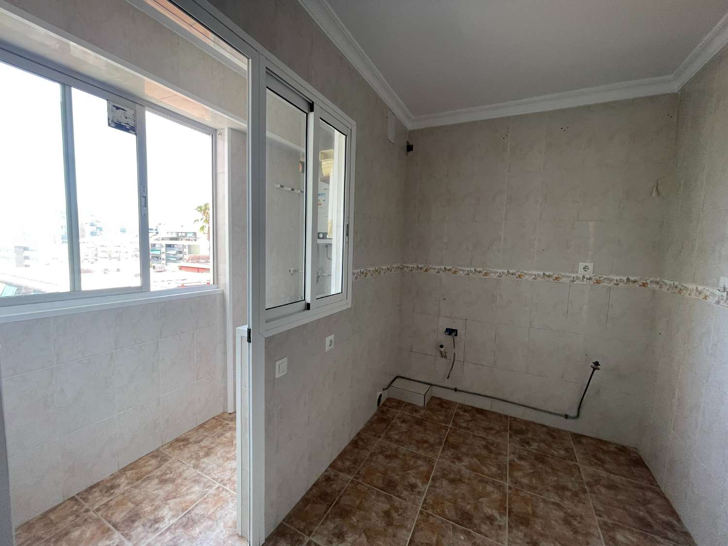 En venta Piso en Torre del Mar , zona Las Yucas centro