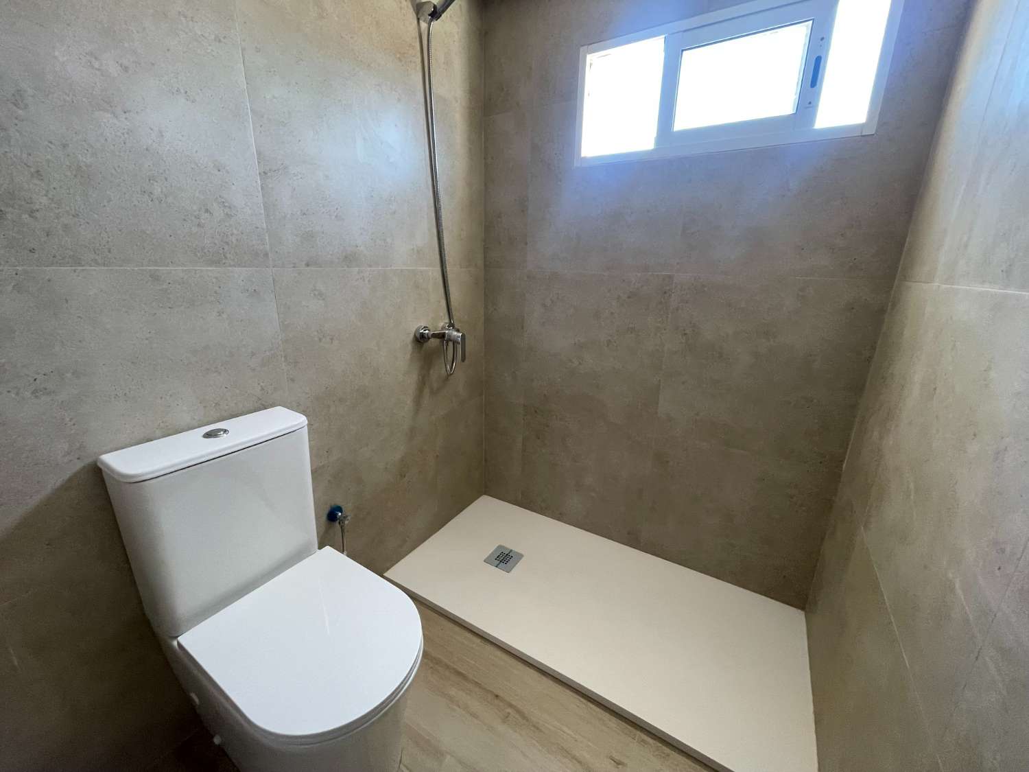 En venta Piso en Torre del Mar , zona Las Yucas centro