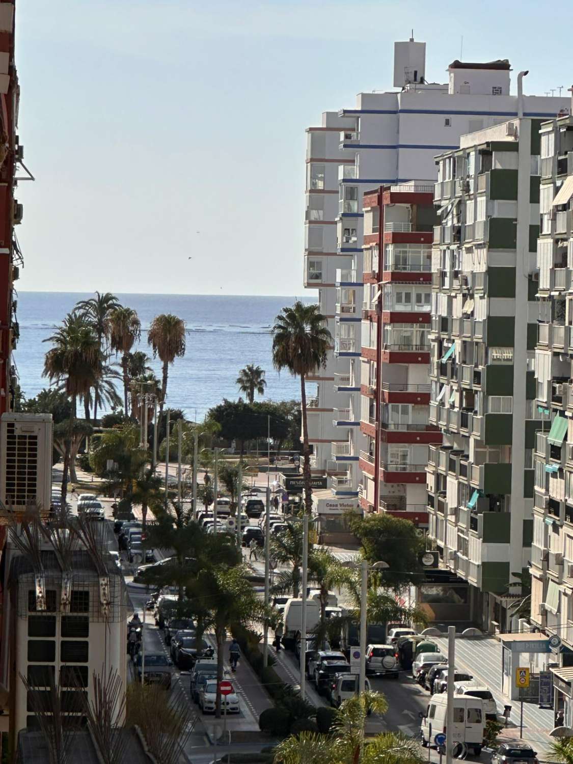 Great apartment for sale in Torre del Mar, with sea views.