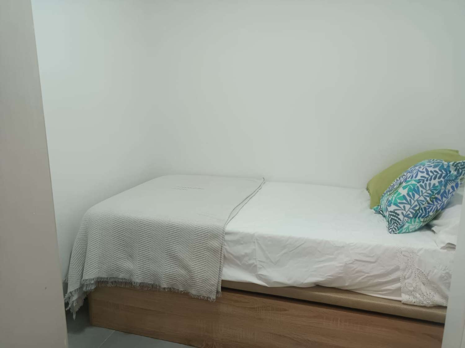 位于 Toré Toré Toré 大道的舒适一室公寓，Torre del Mar