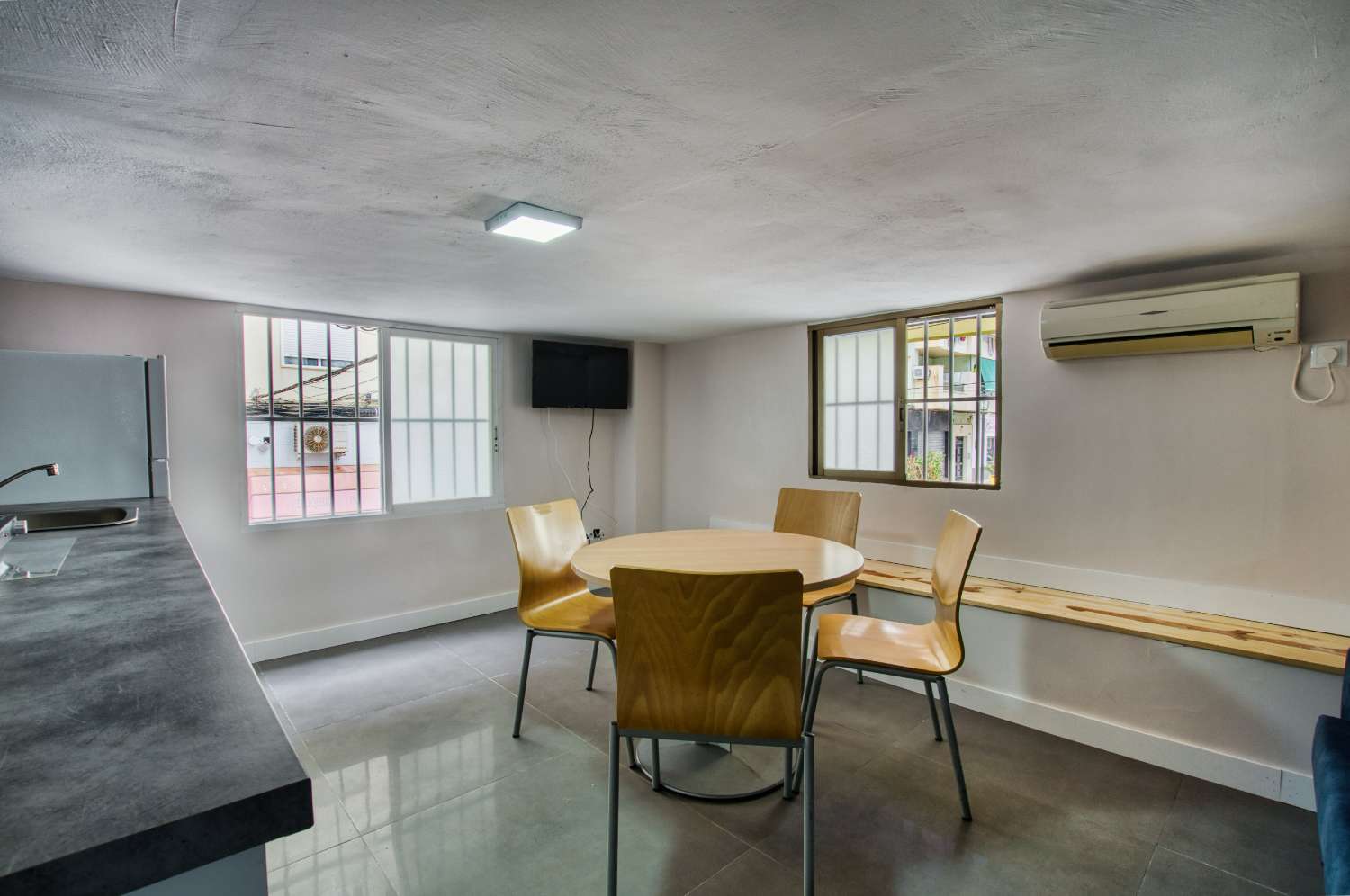 Store lokaler til salg, Vélez-Málaga