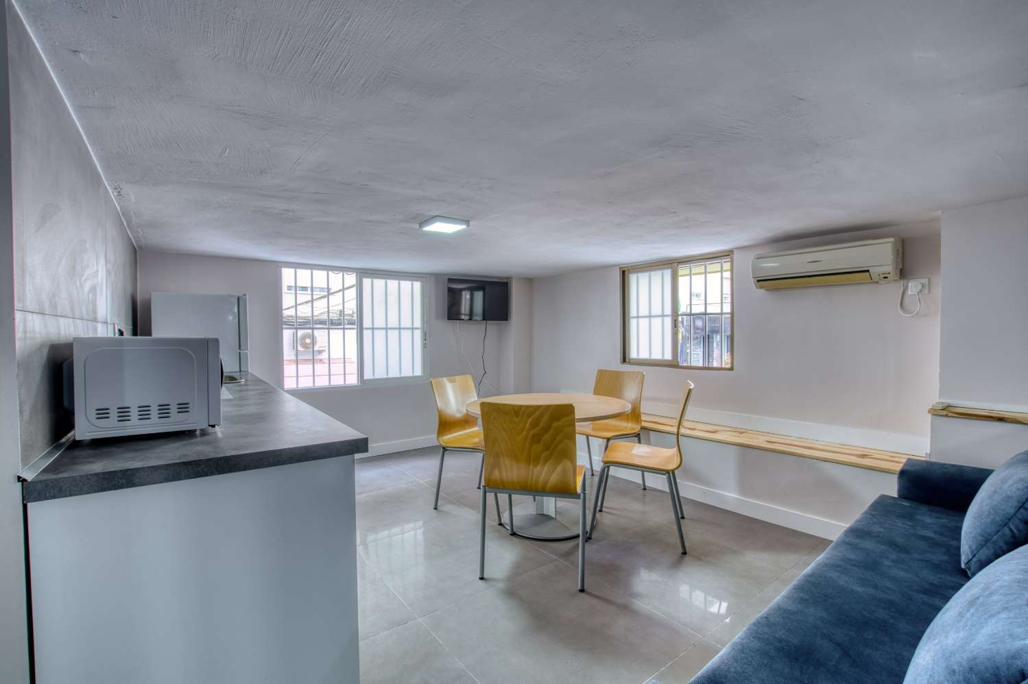 Store lokaler til salg, Vélez-Málaga