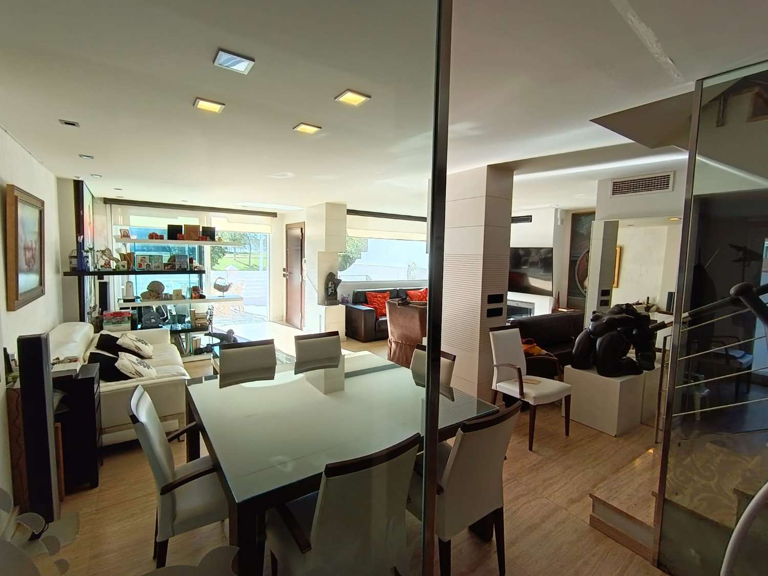 Spektakulär parhus till salu, Torre del Mar. Timjan