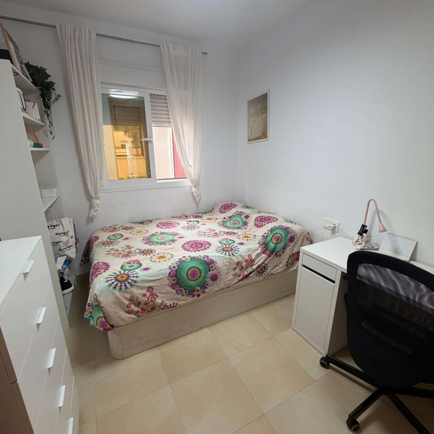 位于Caleta de Vélez的美丽公寓出售，带有大型露台和社区区域