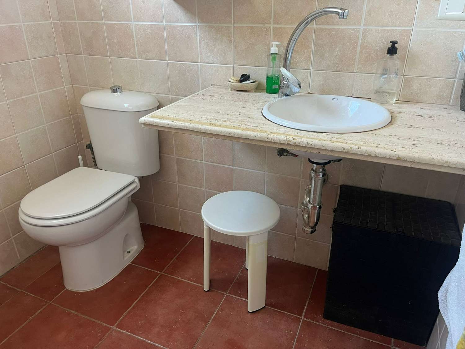 阿尔马亚特壮丽的乡村地块出售