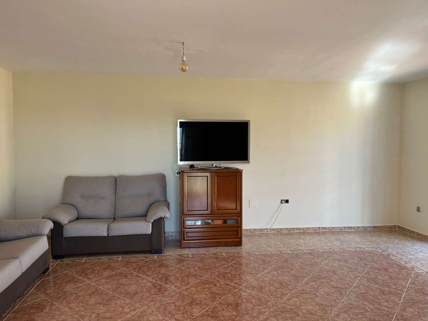 Wonderful corner villa for sale Torre del Mar