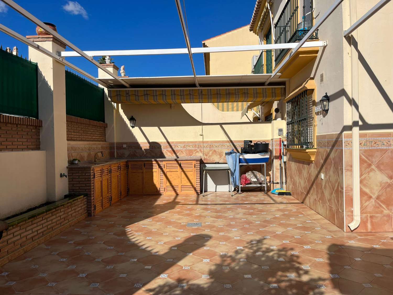 Wonderful corner villa for sale Torre del Mar