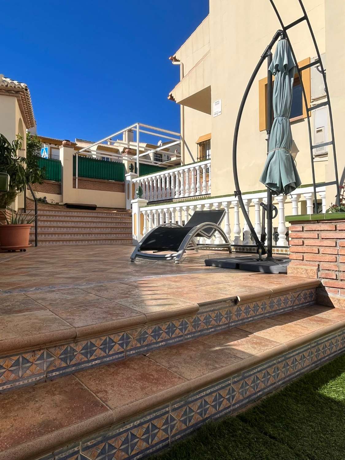 Wonderful corner villa for sale Torre del Mar