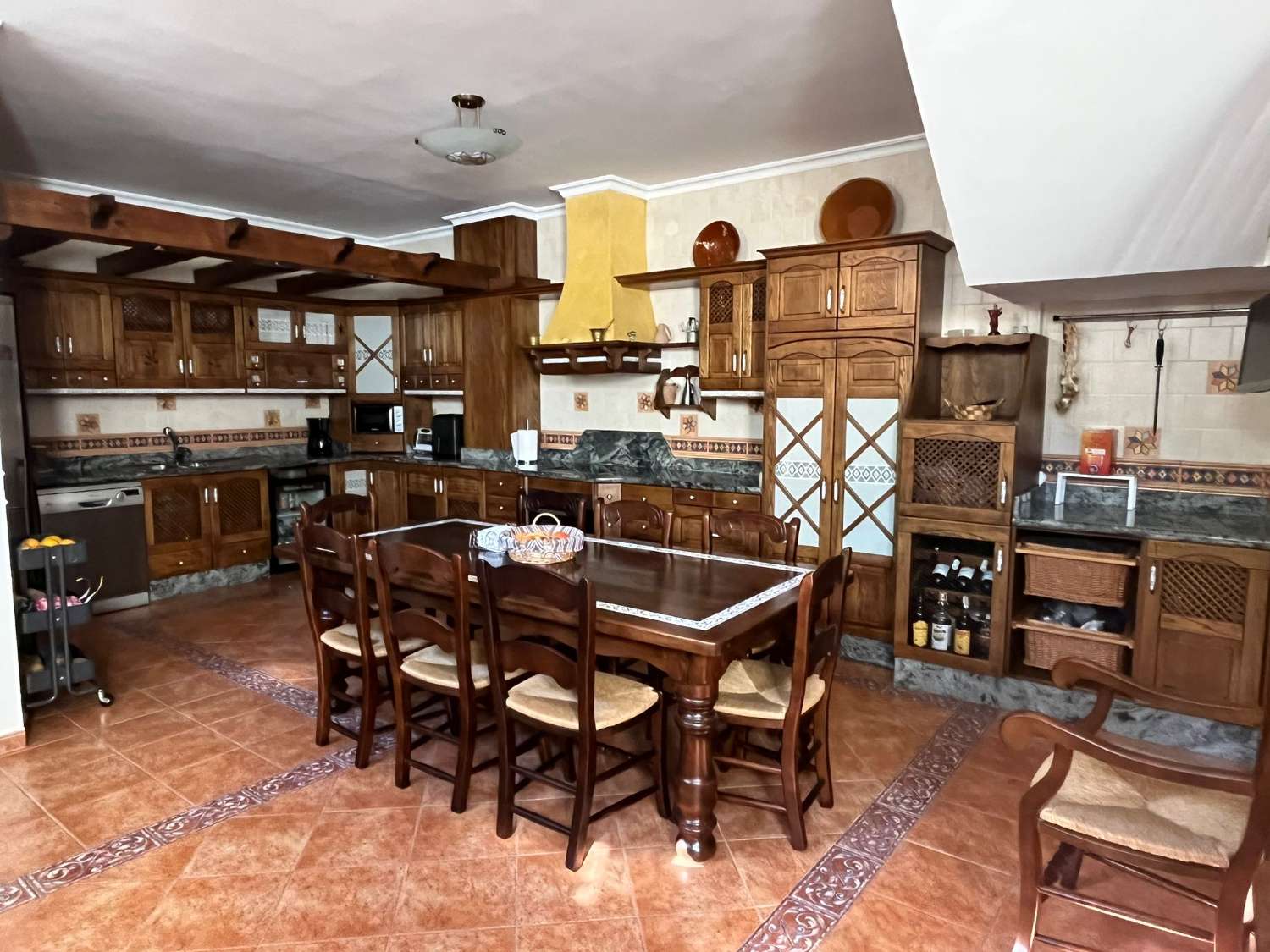 Wonderful corner villa for sale Torre del Mar