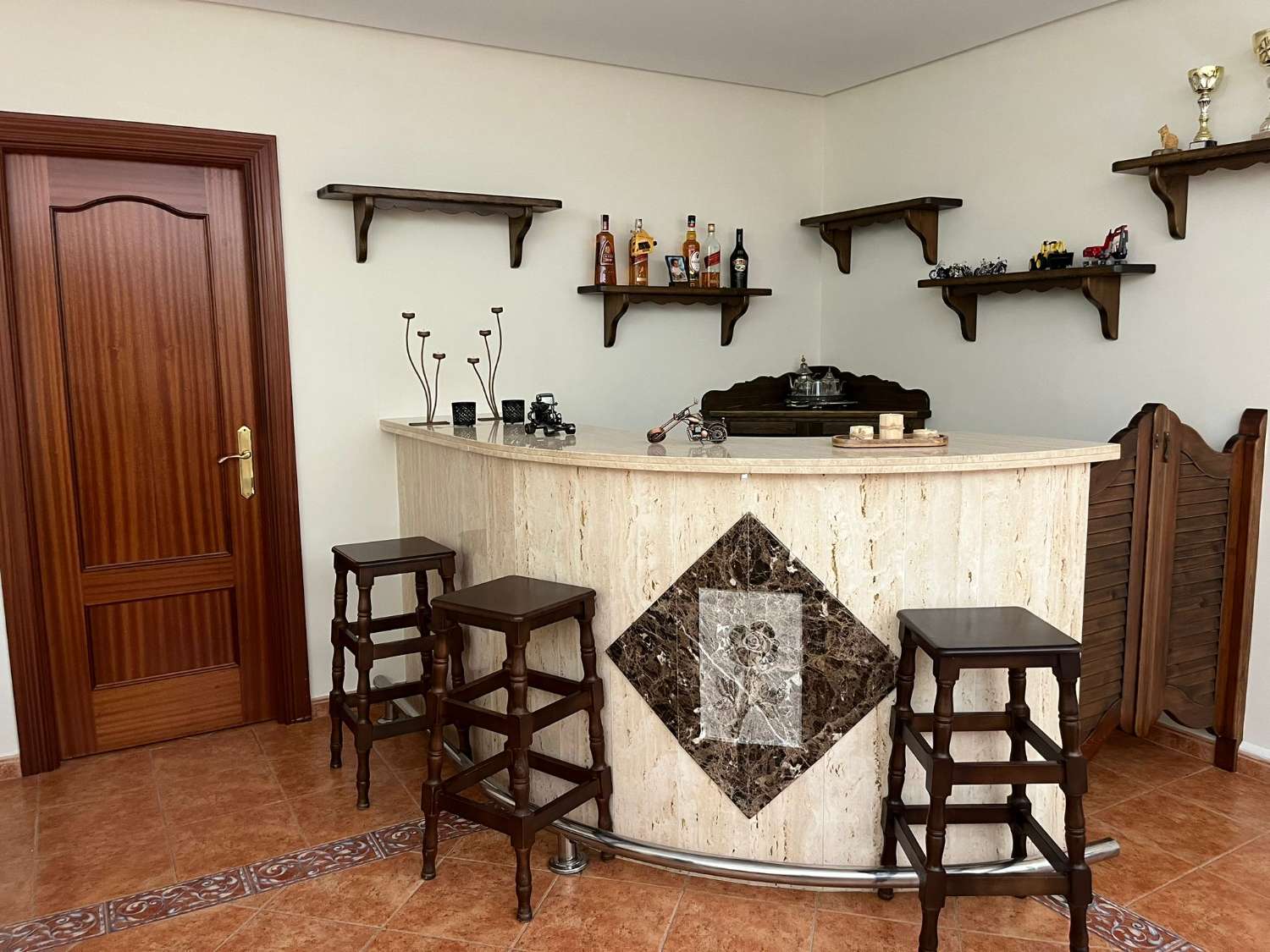 Wonderful corner villa for sale Torre del Mar